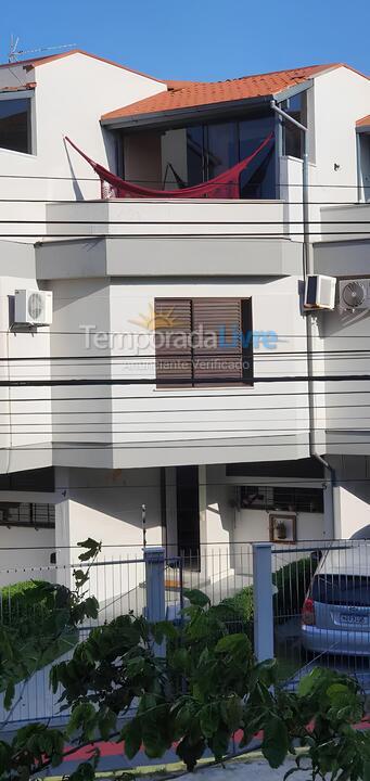 Casa para aluguel de temporada em Florianopolis (Canasvieiras)