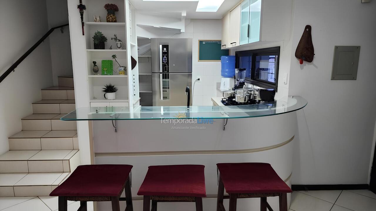 Casa para aluguel de temporada em Florianopolis (Canasvieiras)