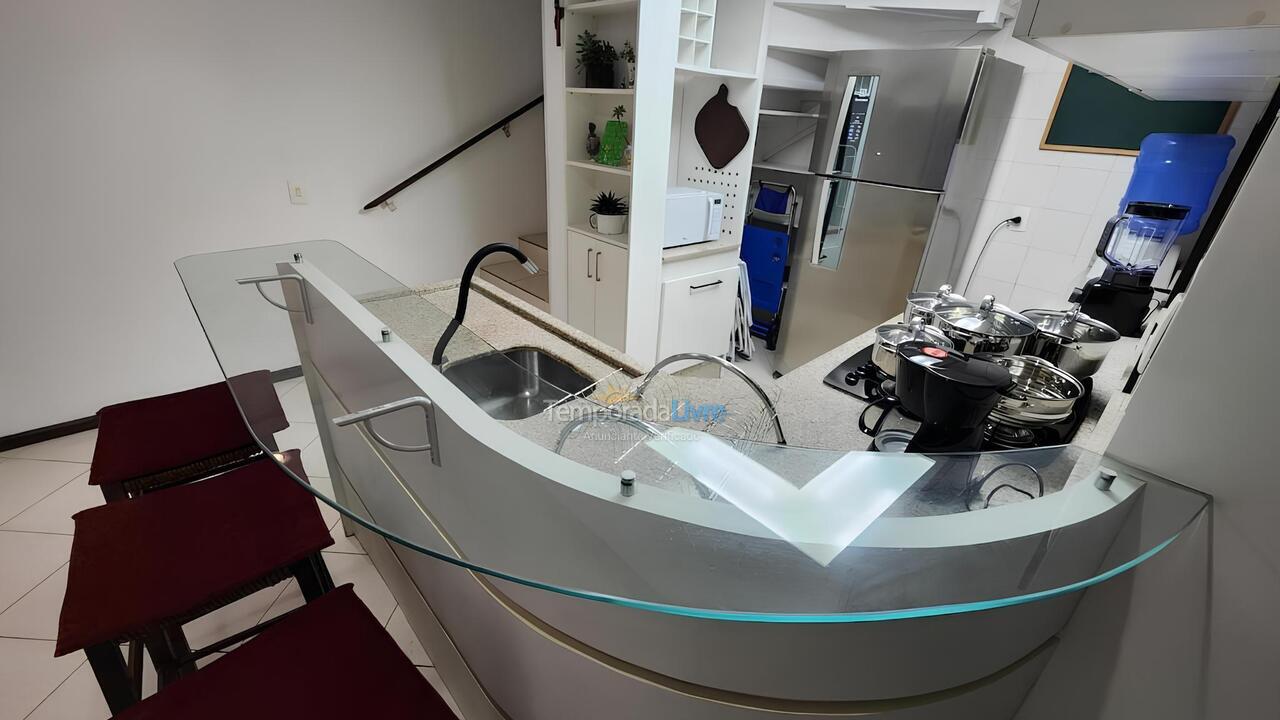 Casa para aluguel de temporada em Florianopolis (Canasvieiras)