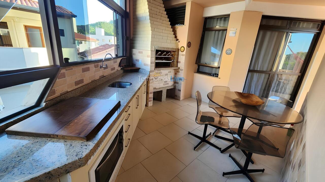 Casa para aluguel de temporada em Florianopolis (Canasvieiras)