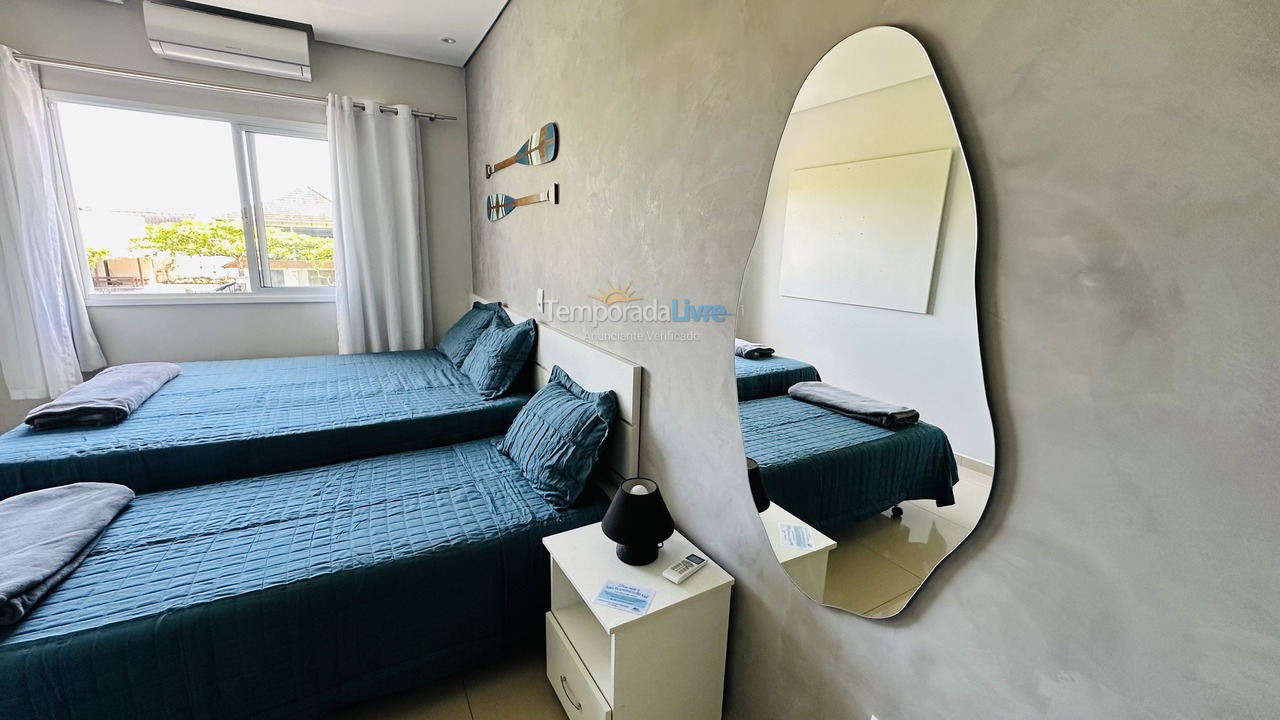 Casa para aluguel de temporada em São Francisco do Sul (Enseada)