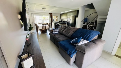 Casa para alquilar en São Francisco do Sul - Enseada