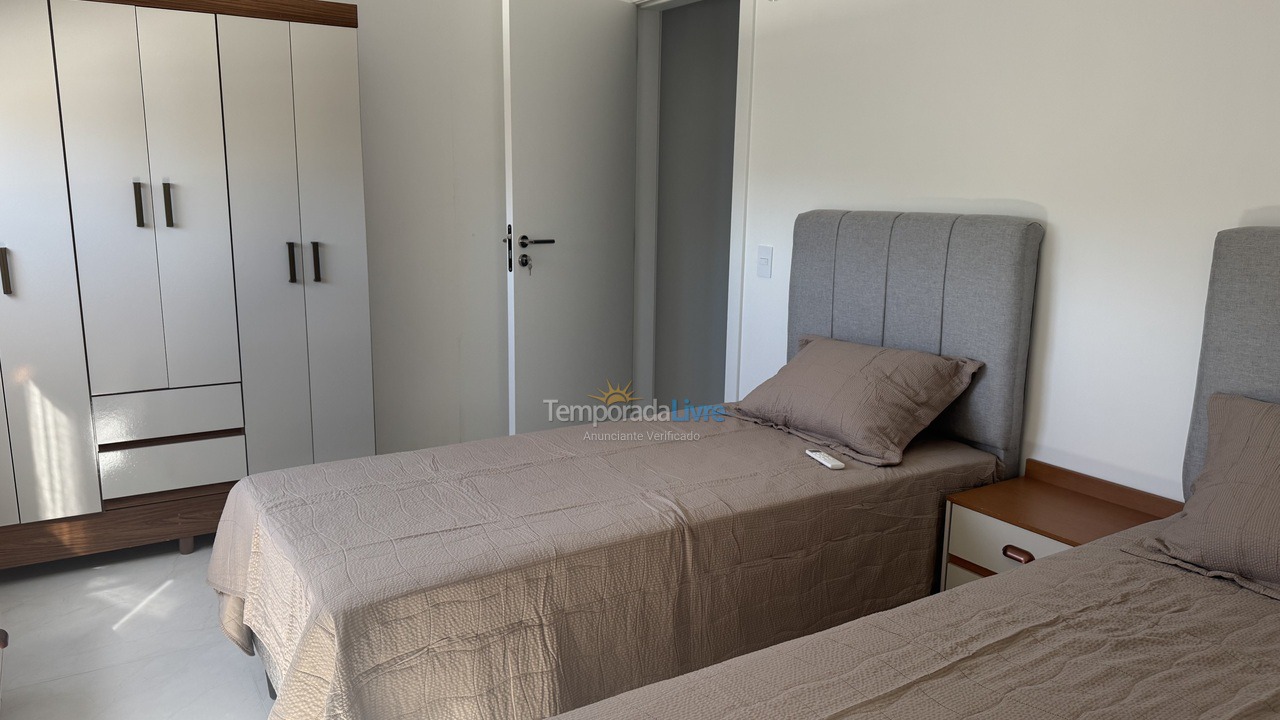 Casa para aluguel de temporada em Bombinhas (Praia de Bombas)