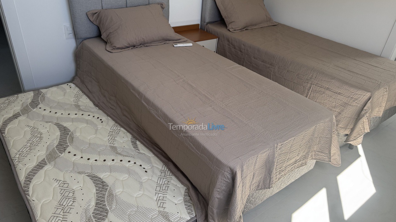 Casa para aluguel de temporada em Bombinhas (Praia de Bombas)