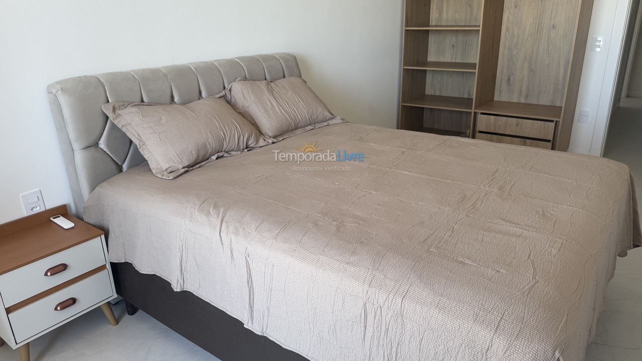 Casa para aluguel de temporada em Bombinhas (Praia de Bombas)