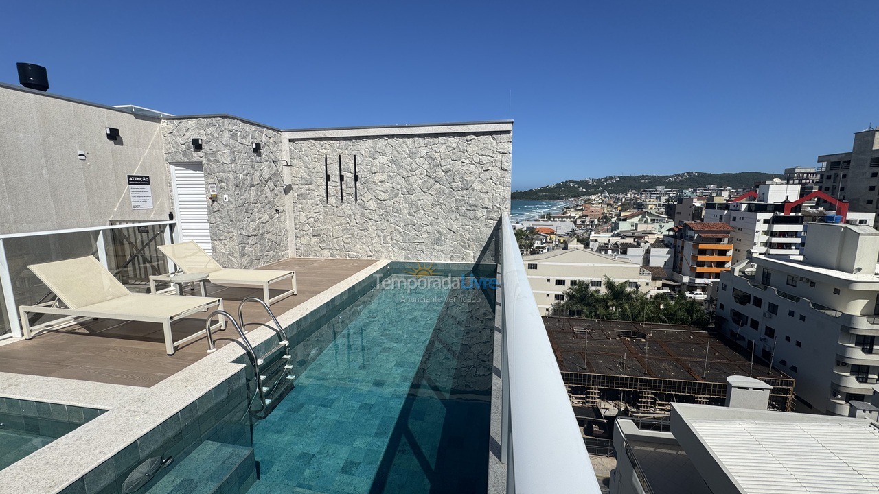 Casa para aluguel de temporada em Bombinhas (Praia de Bombas)