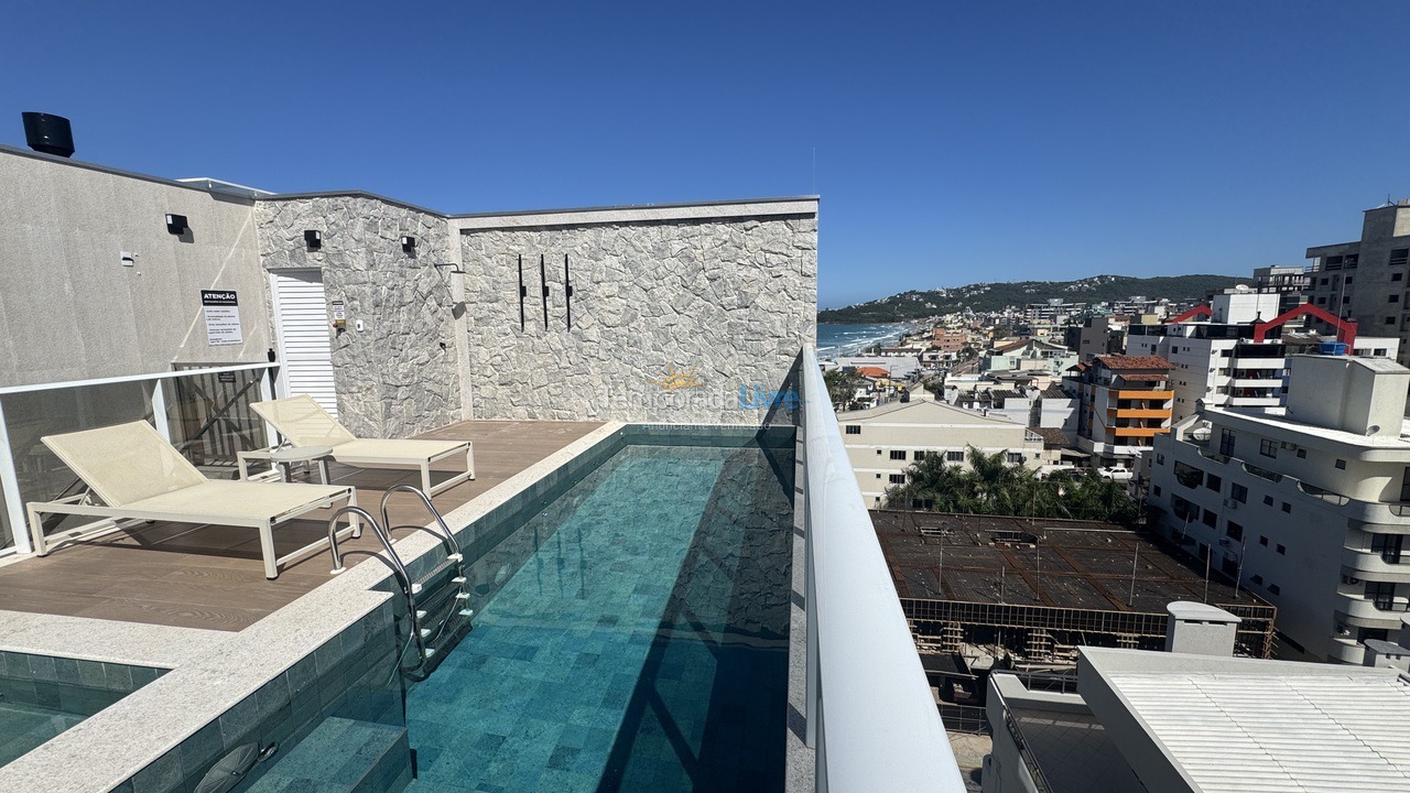 Casa para aluguel de temporada em Bombinhas (Praia de Bombas)