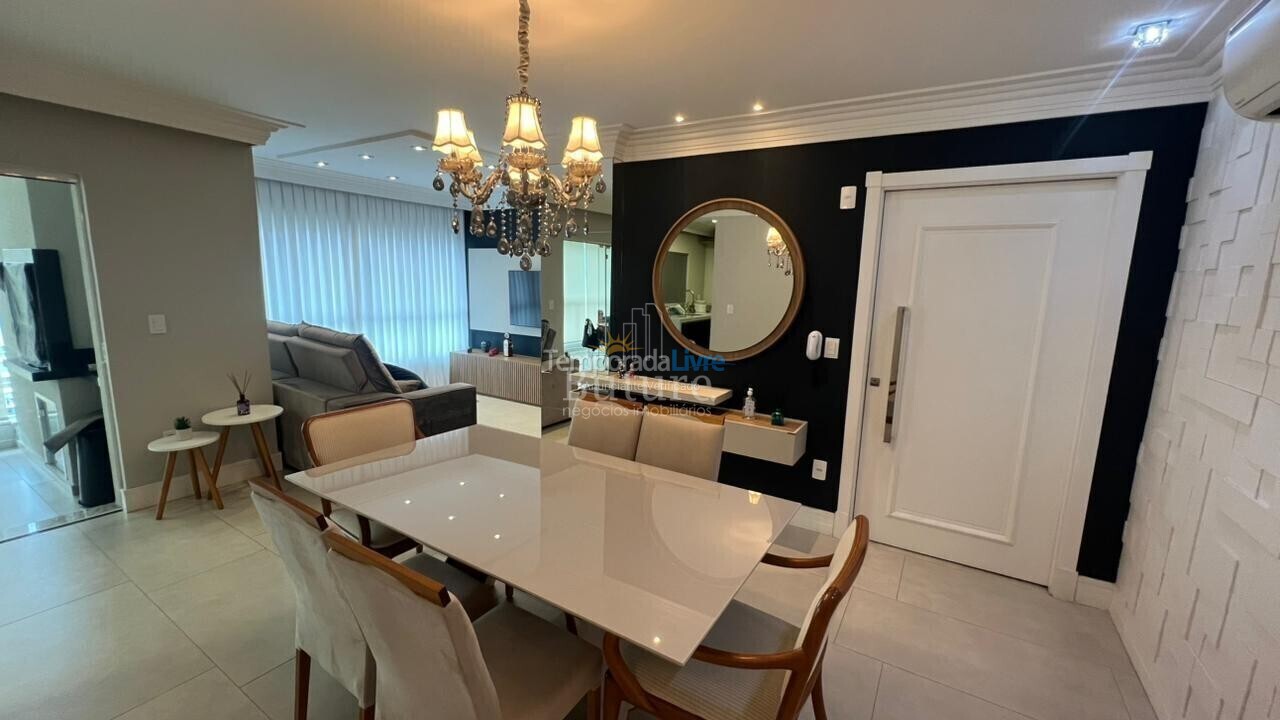 Apartamento para aluguel de temporada em Itapema (Meia Praia)