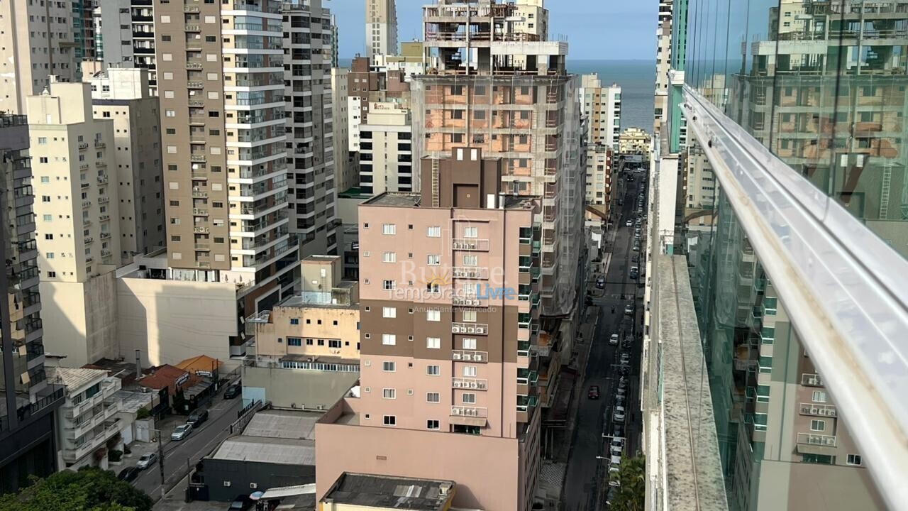 Apartamento para aluguel de temporada em Itapema (Meia Praia)