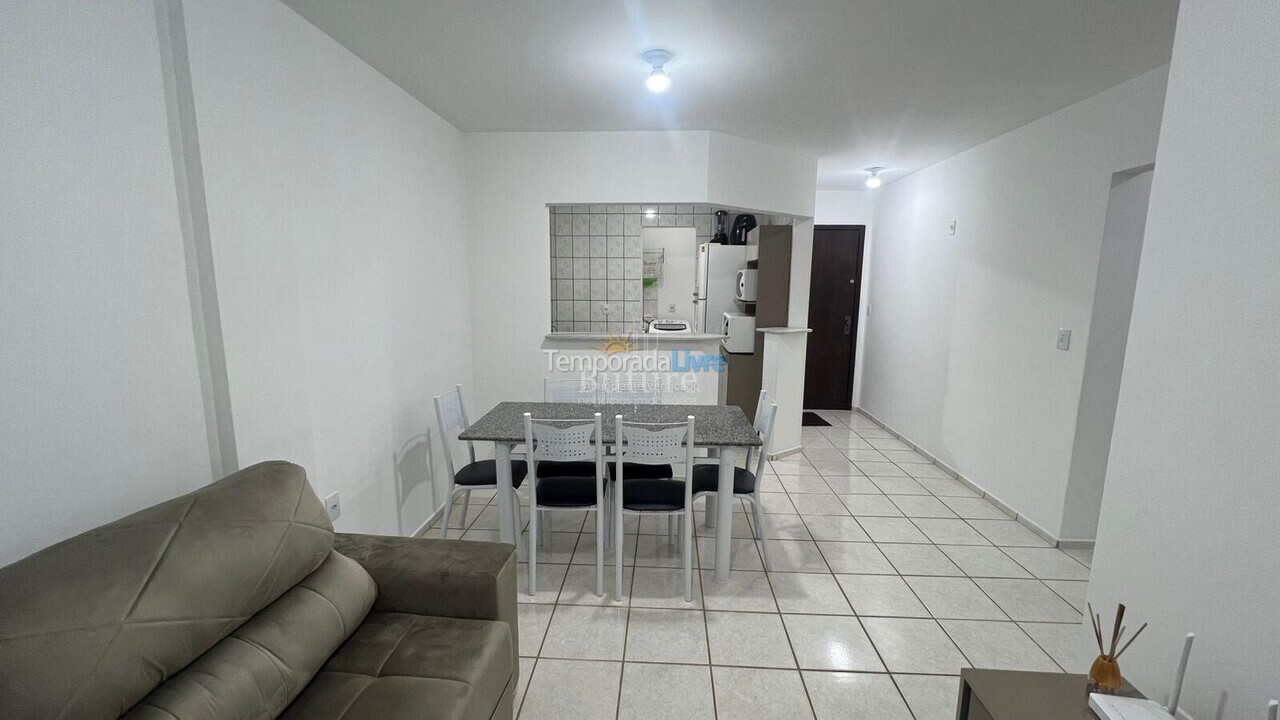 Apartamento para alquiler de vacaciones em Itapema (Meia Praia)