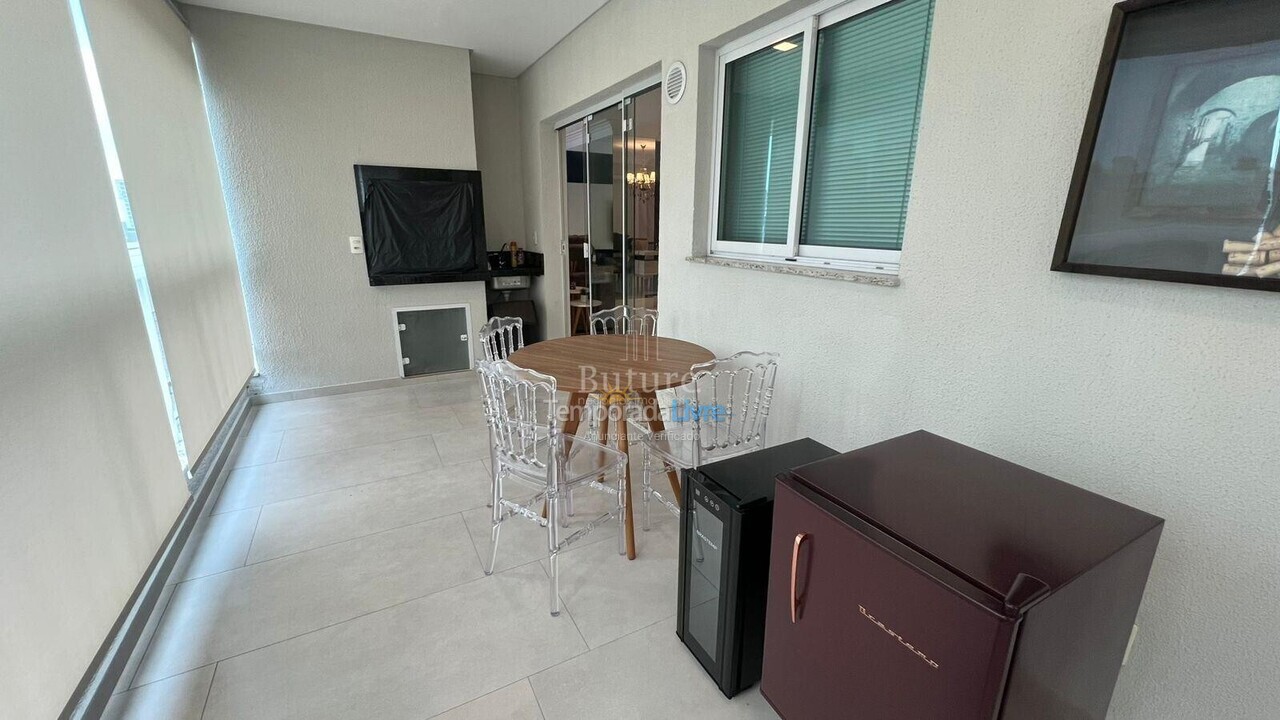 Apartamento para aluguel de temporada em Itapema (Meia Praia)