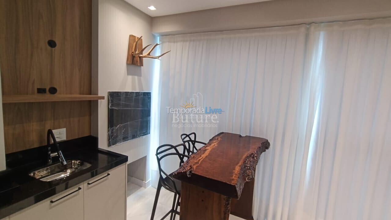 Apartment for vacation rental in Itapema (Centro)