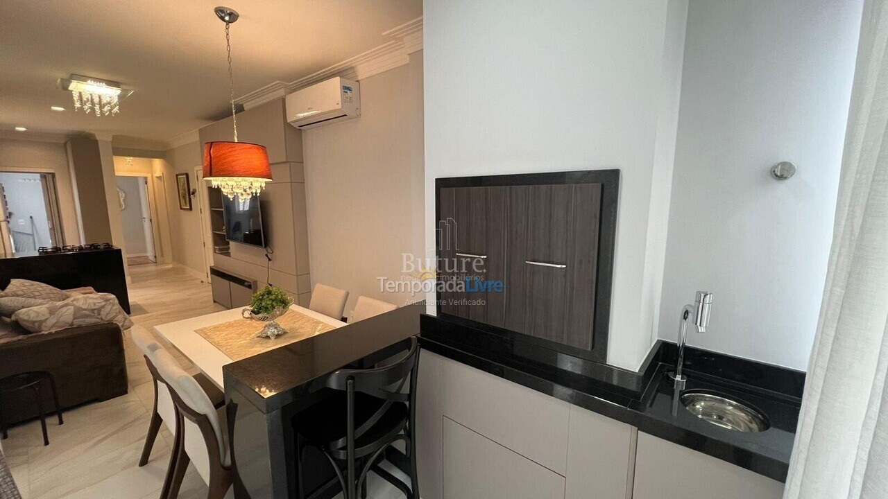 Apartamento para alquiler de vacaciones em Itapema (Meia Praia)