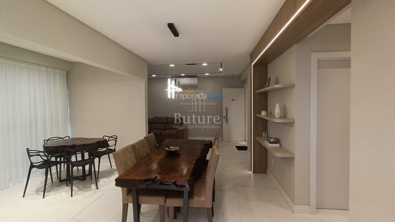 Apartment for vacation rental in Itapema (Centro)