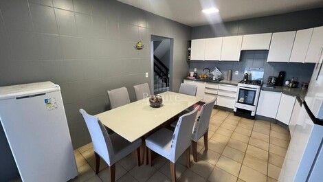 CASA FRENTE MAR PARA 16 PESSOAS