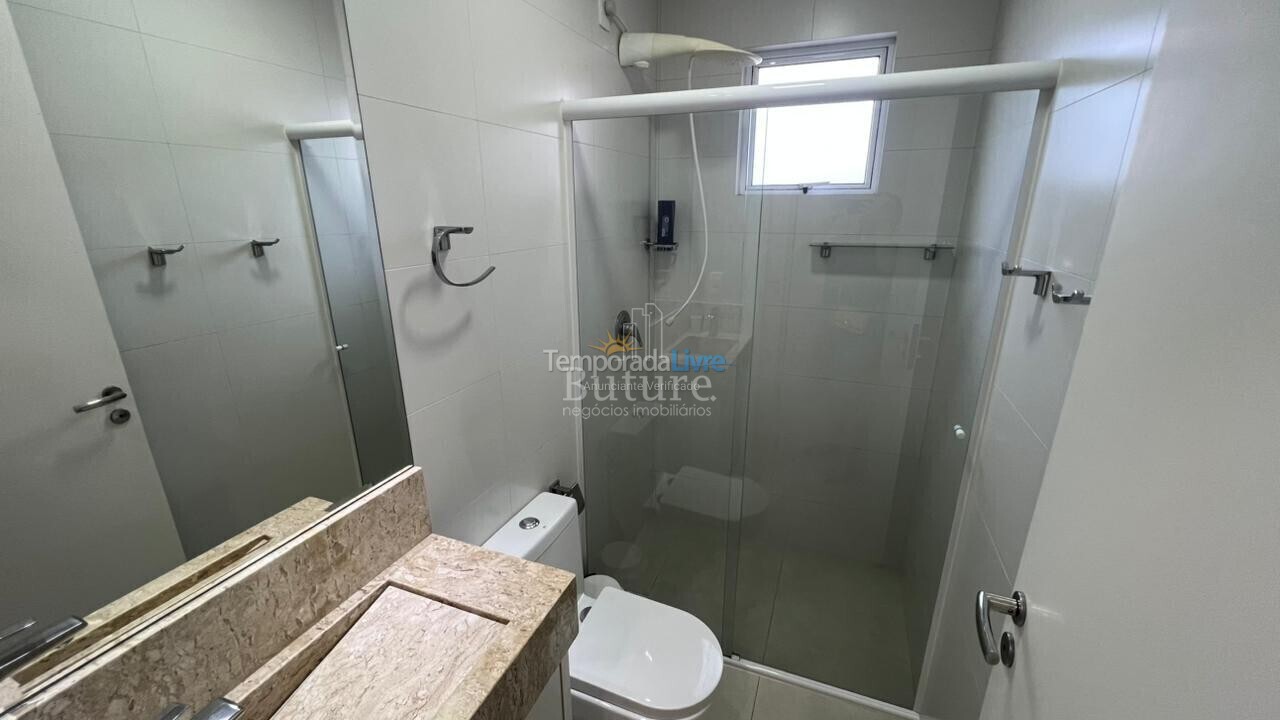 Apartamento para aluguel de temporada em Itapema (Meia Praia)