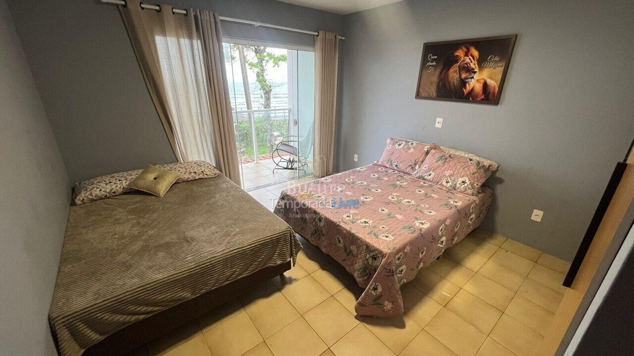 Casa para aluguel de temporada em Itapema (Estreito)