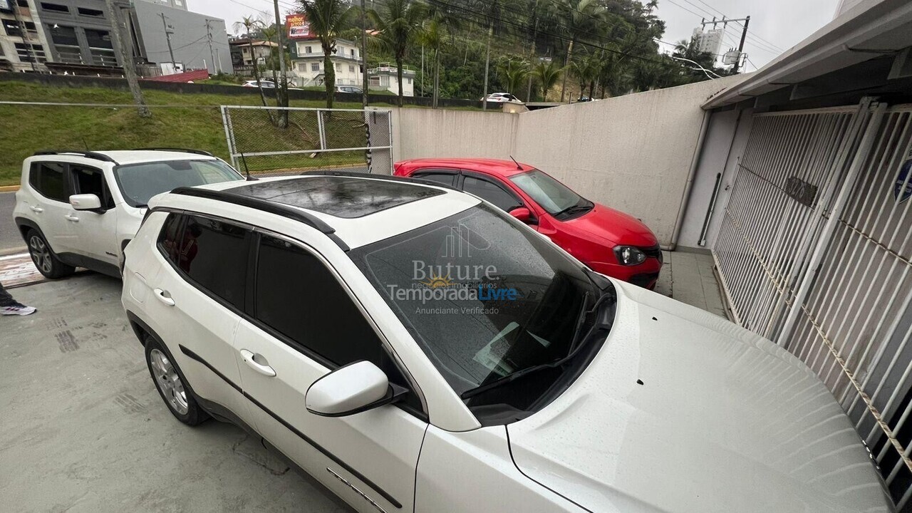 Casa para aluguel de temporada em Itapema (Estreito)