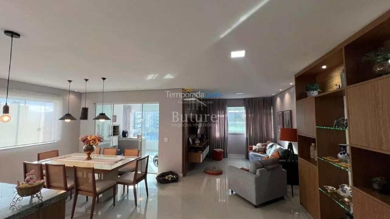 Apartamento para aluguel de temporada em Itapema (Meia Praia)