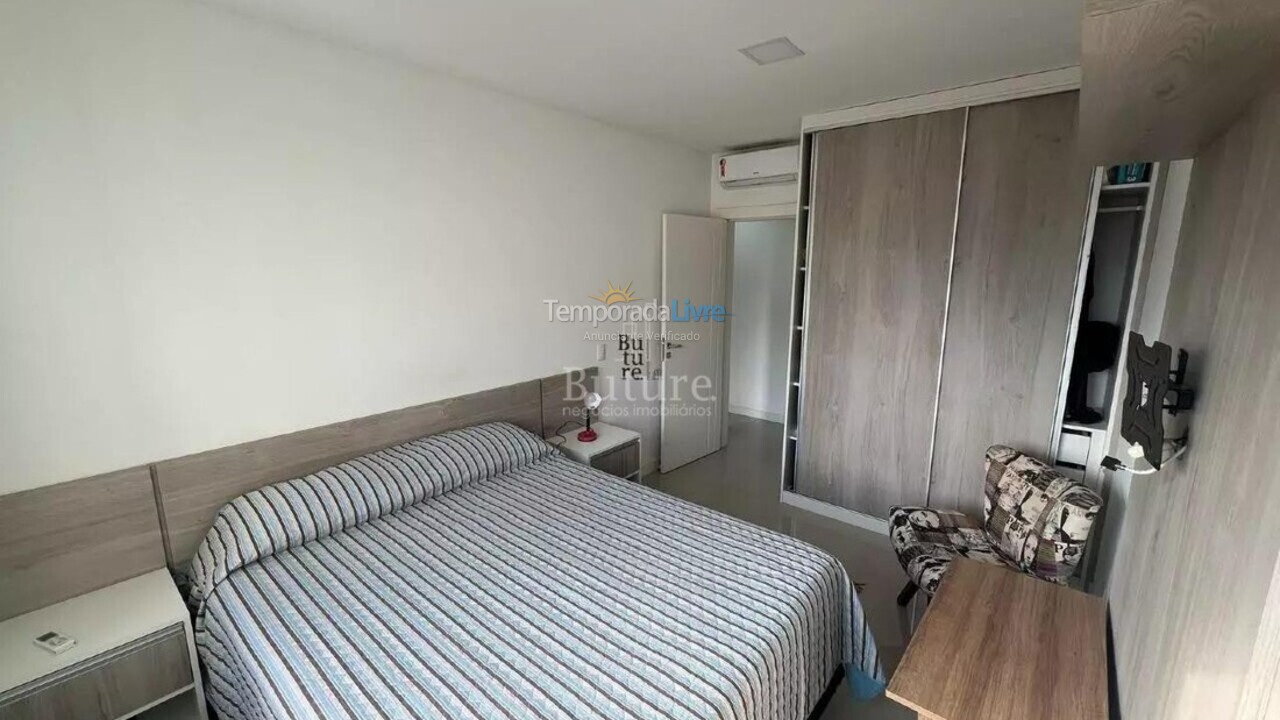 Apartamento para aluguel de temporada em Itapema (Meia Praia)