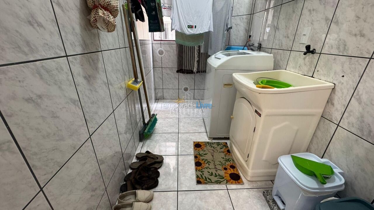 Apartamento para alquiler de vacaciones em Itapema (Meia Praia)