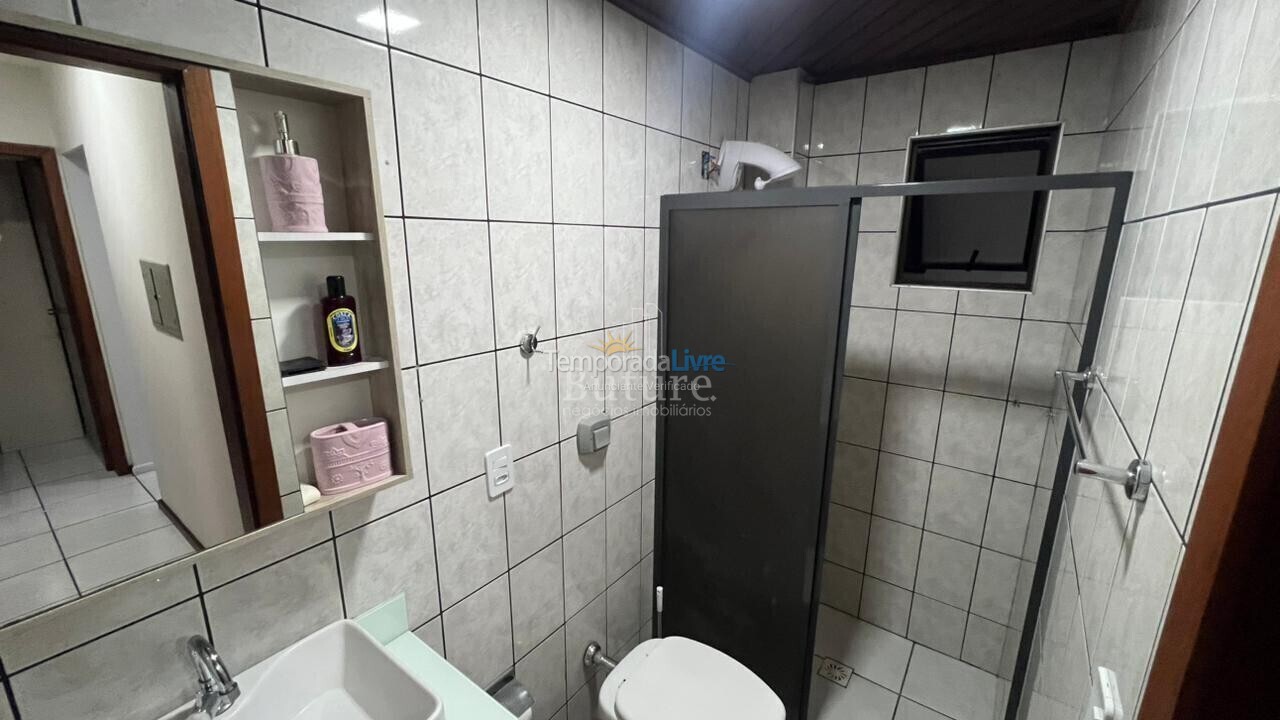 Apartamento para alquiler de vacaciones em Itapema (Meia Praia)