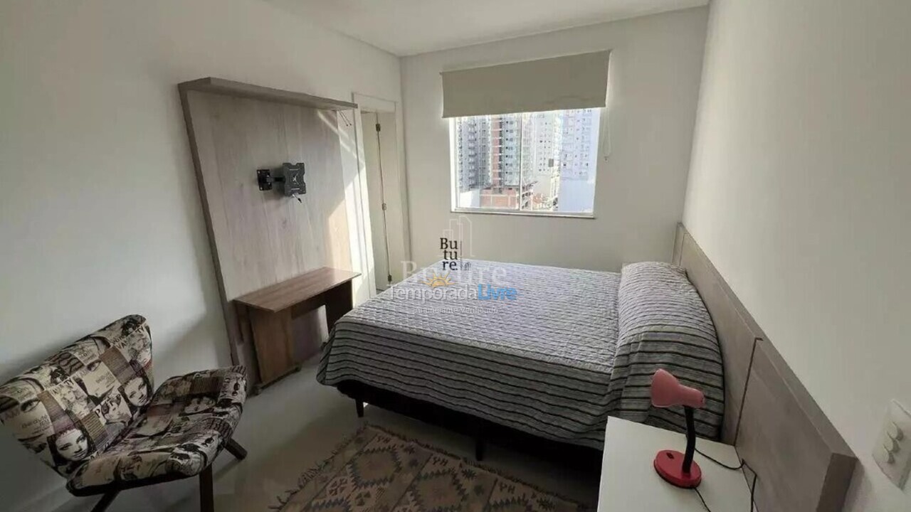 Apartamento para aluguel de temporada em Itapema (Meia Praia)