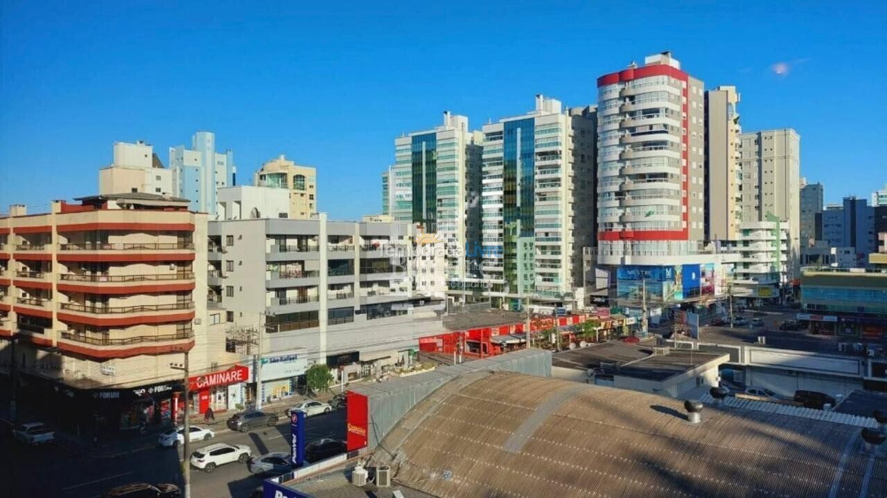 Apartamento para aluguel de temporada em Itapema (Meia Praia)