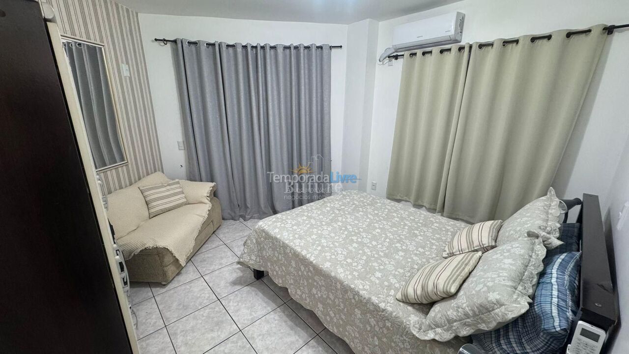 Apartamento para alquiler de vacaciones em Itapema (Meia Praia)