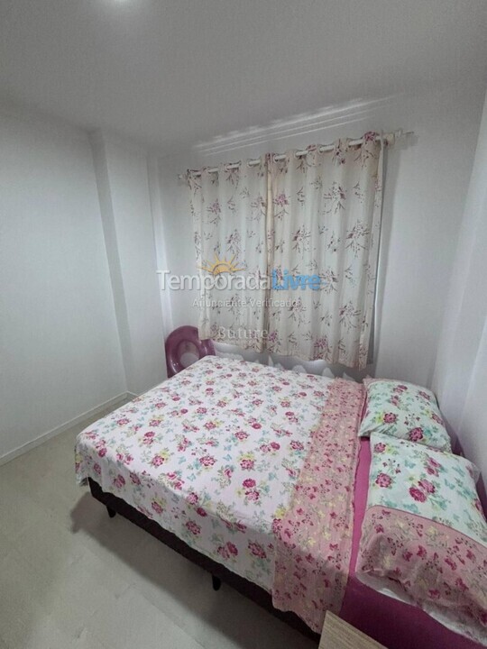 Apartamento para aluguel de temporada em Itapema (Meia Praia)