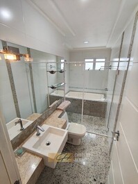 3 dormitorios 2 vagas de garagem a 250 metros do mar