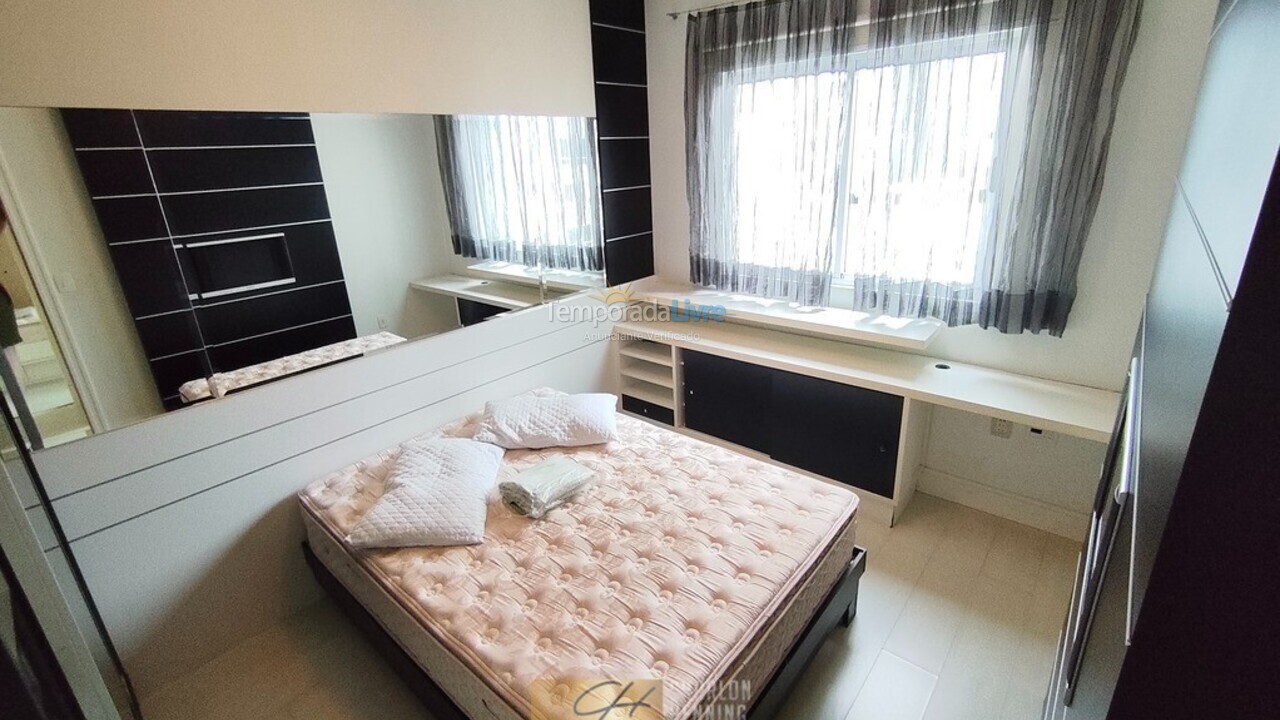 Apartamento para aluguel de temporada em Balneário Camboriú (Centro)
