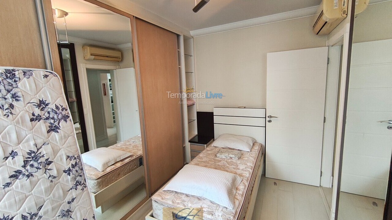 Apartamento para aluguel de temporada em Balneário Camboriú (Centro)
