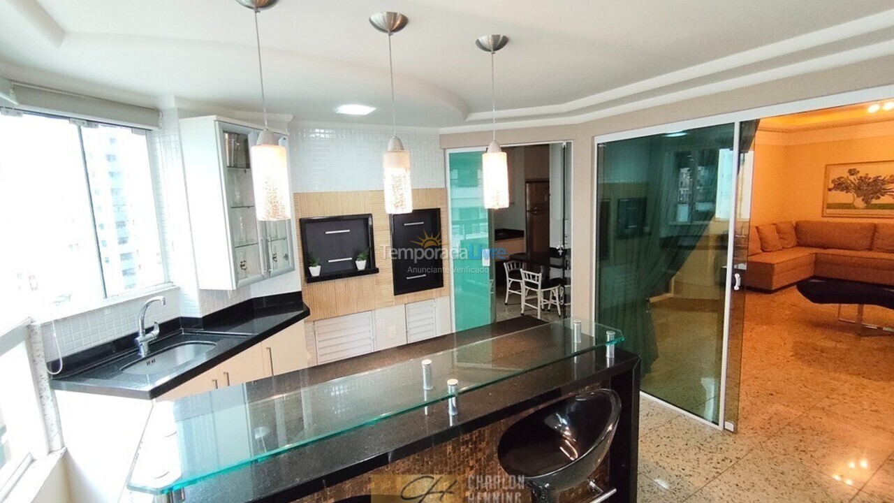 Apartamento para aluguel de temporada em Balneário Camboriú (Centro)