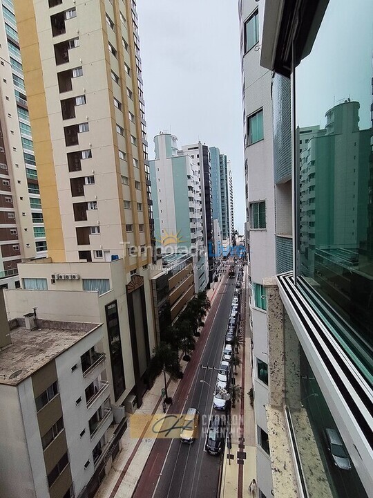 Apartamento para aluguel de temporada em Balneário Camboriú (Centro)