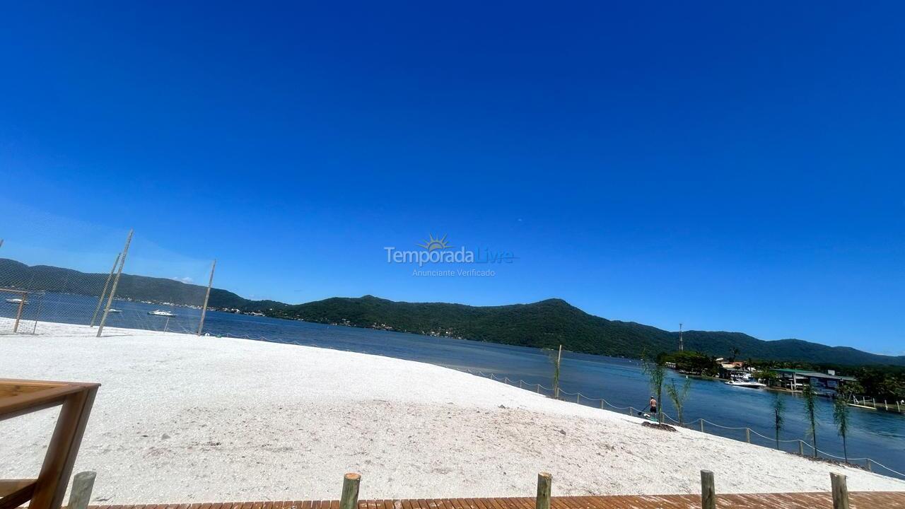House for vacation rental in Florianópolis (Barra da Lagoa)