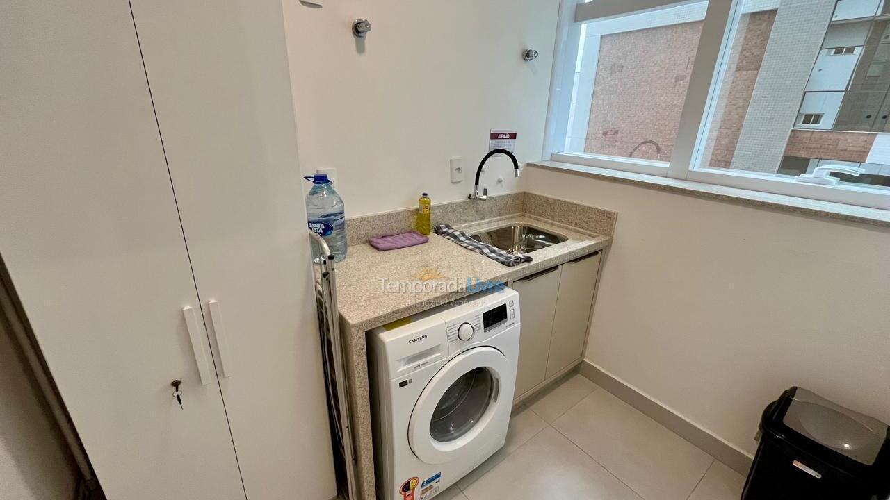 Apartment for vacation rental in Itapema (Meia Praia)