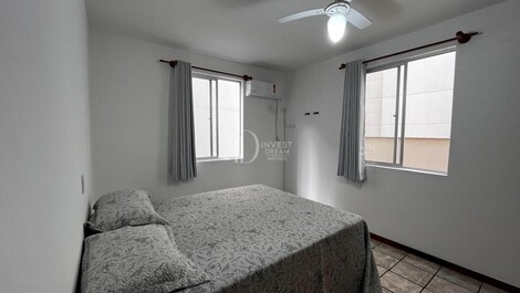 Apartamento completamente amueblado con capacidad máxima para 8 personas.