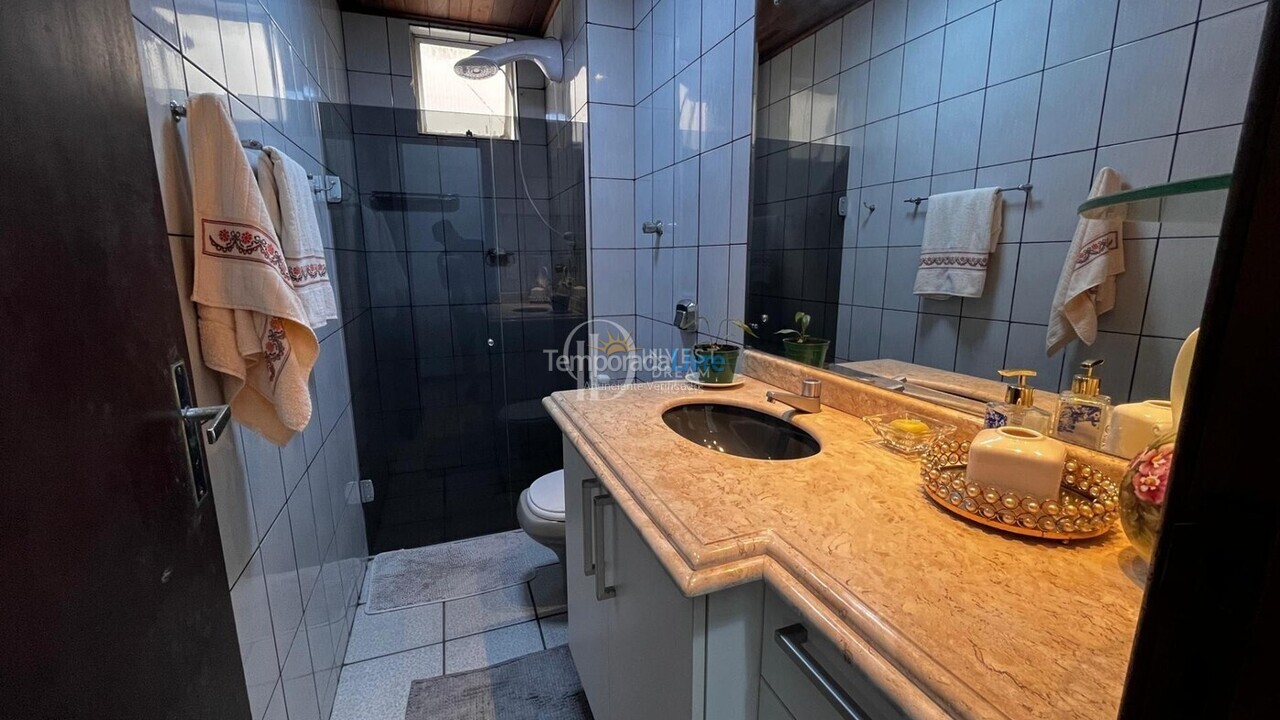 Apartamento para alquiler de vacaciones em Itapema (Meia Praia)