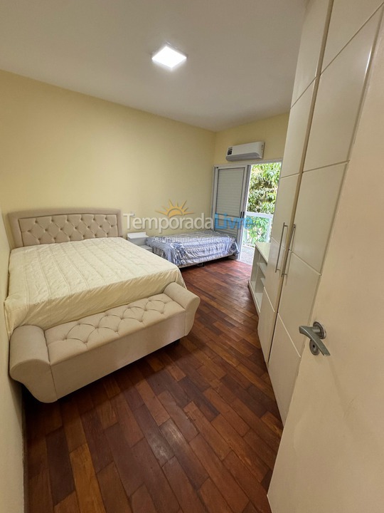 House for vacation rental in Guarujá (Enseada)