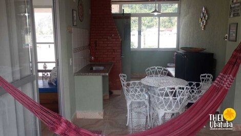 Penthouse in Praia Grande with air conditioning and barbecue for 13 people.