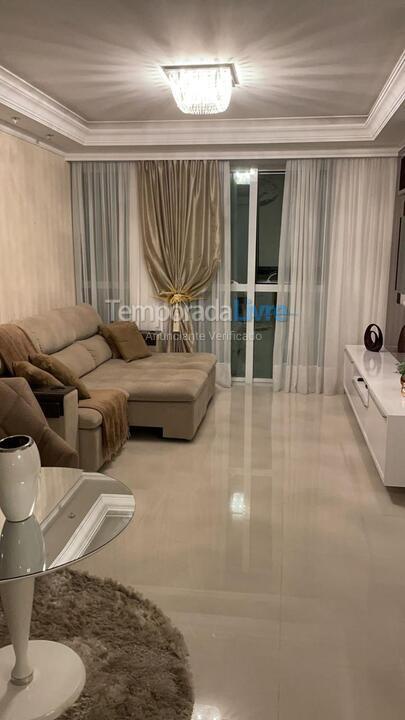 Apartment for vacation rental in Itapema (Meia Praia)