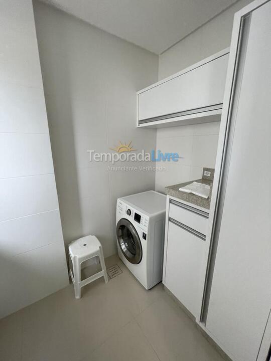 Apartment for vacation rental in Itapema (Meia Praia)