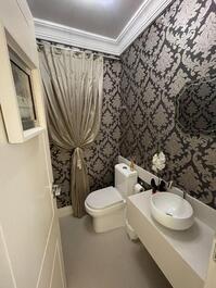 Luxury apartment just a few meters from the sea.