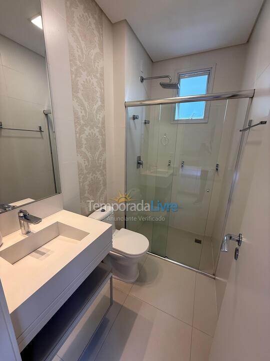 Apartment for vacation rental in Itapema (Meia Praia)