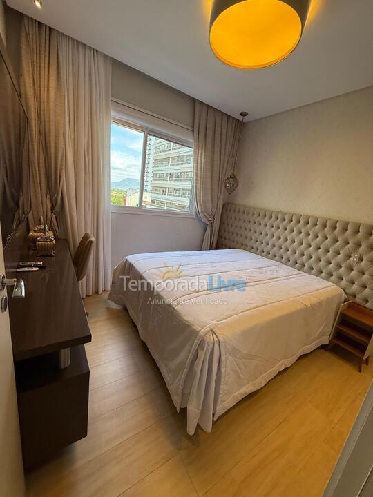 Apartment for vacation rental in Itapema (Meia Praia)