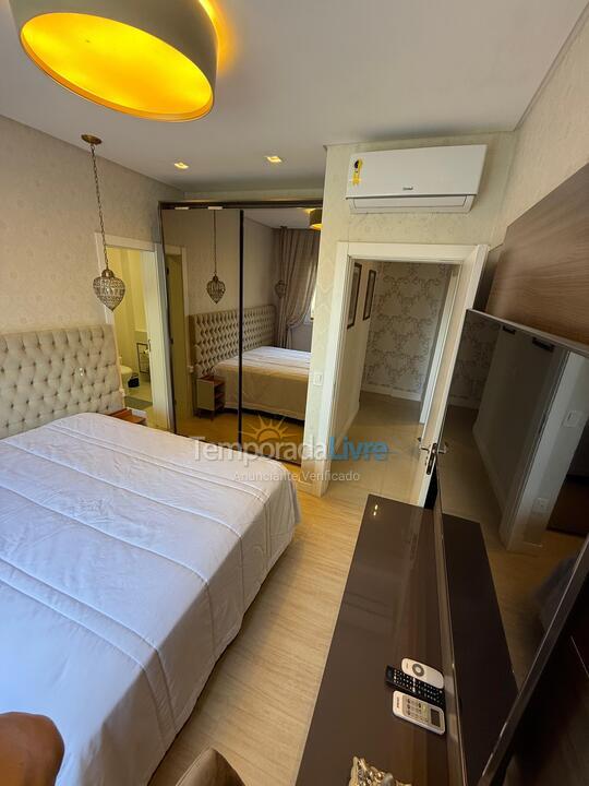 Apartment for vacation rental in Itapema (Meia Praia)