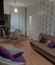 Apê da Mi -2 min da Praia de Pitangueiras Guarujá