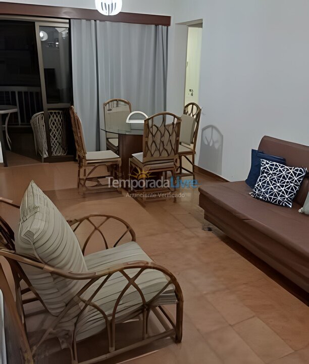 Apartamento para aluguel de temporada em Guarujá (Pitangueiras)