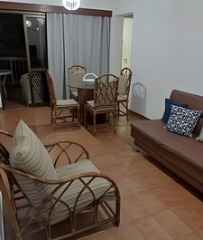 Apê da Mi -2 min da Praia de Pitangueiras Guarujá